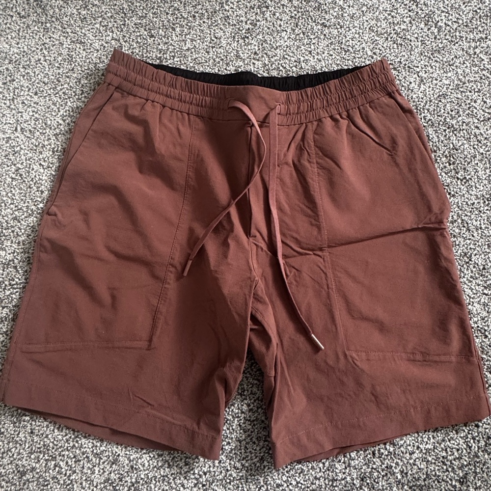 lululemon athletica Men's athletic shorts